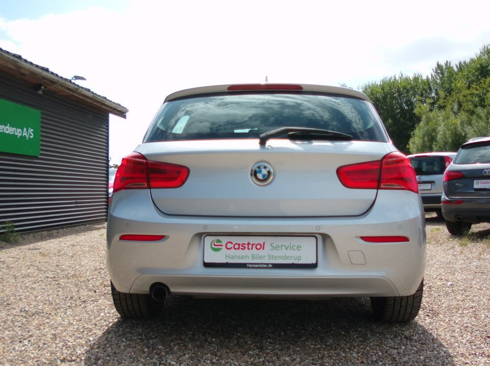 BMW 118i 1,5 Advantage aut. 5d