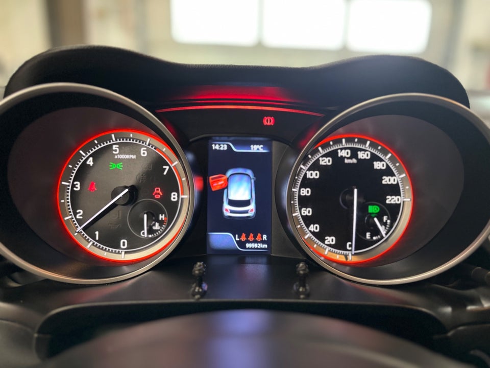 Suzuki Swift 1,0 Boosterjet SHVS Exclusive 5d