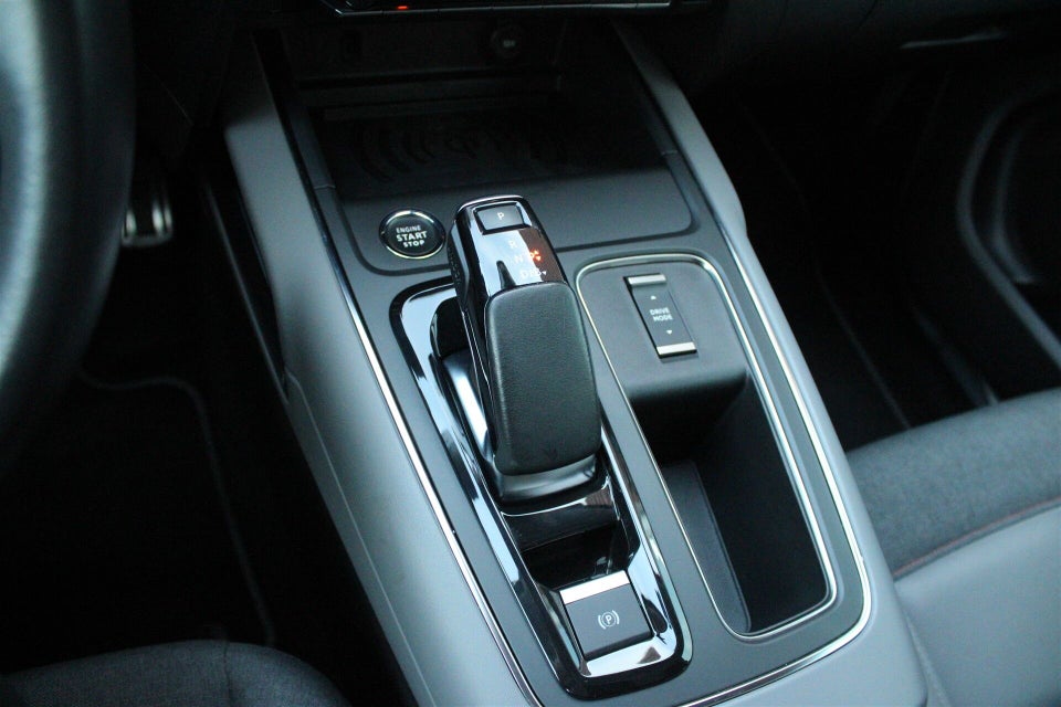 Citroën C5 Aircross 1,6 Hybrid Shine Sport EAT8 5d