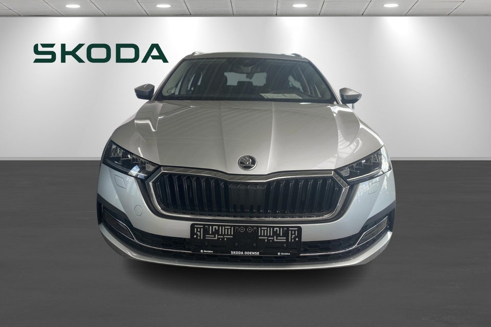 Skoda Octavia 1,4 TSi iV Plus Combi DSG 5d