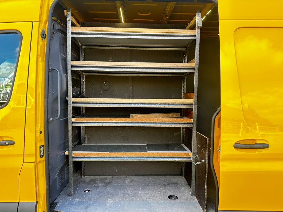 Mercedes Sprinter 317 2,0 CDi A2 Kassevogn aut. RWD