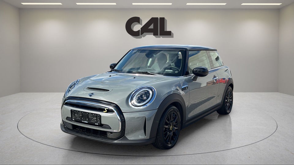 MINI Cooper SE Classic Trim 3d