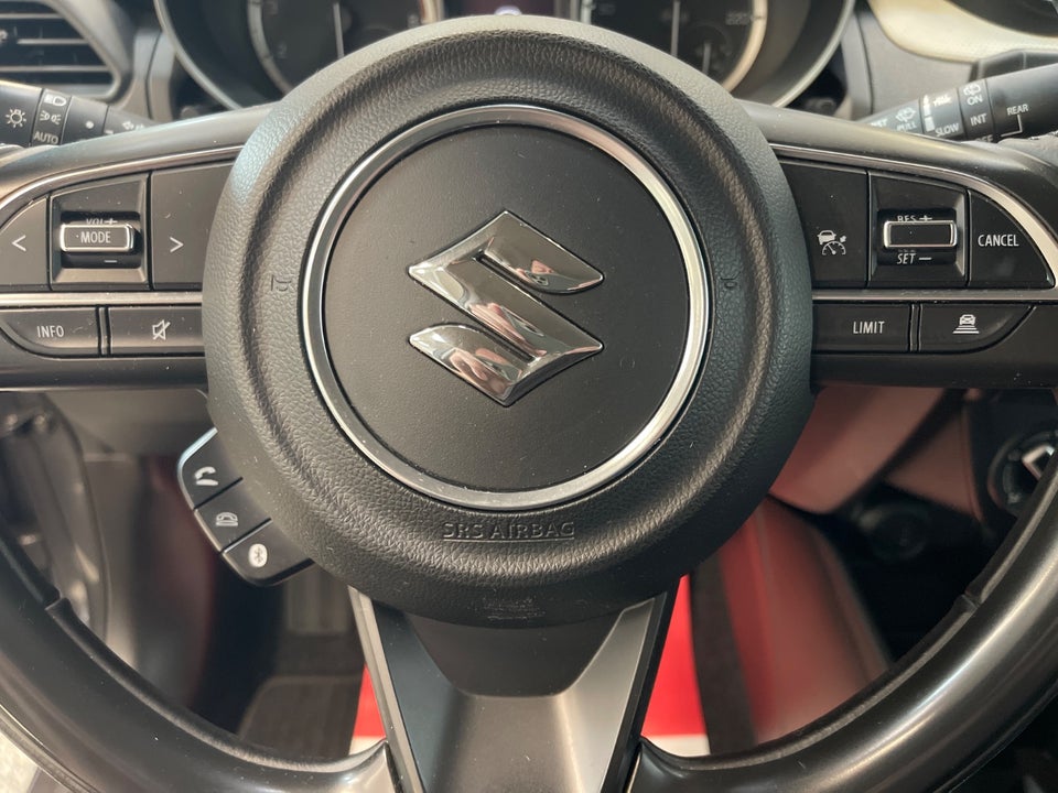 Suzuki Swift 1,2 mHybrid Club Touch 5d