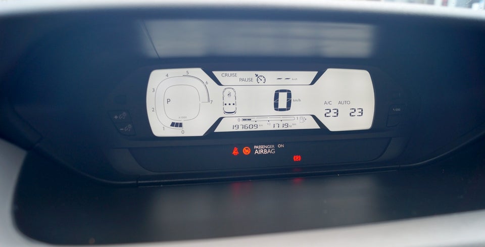 Citroën C4 Picasso 1,6 BlueHDi 120 Iconic EAT6 5d