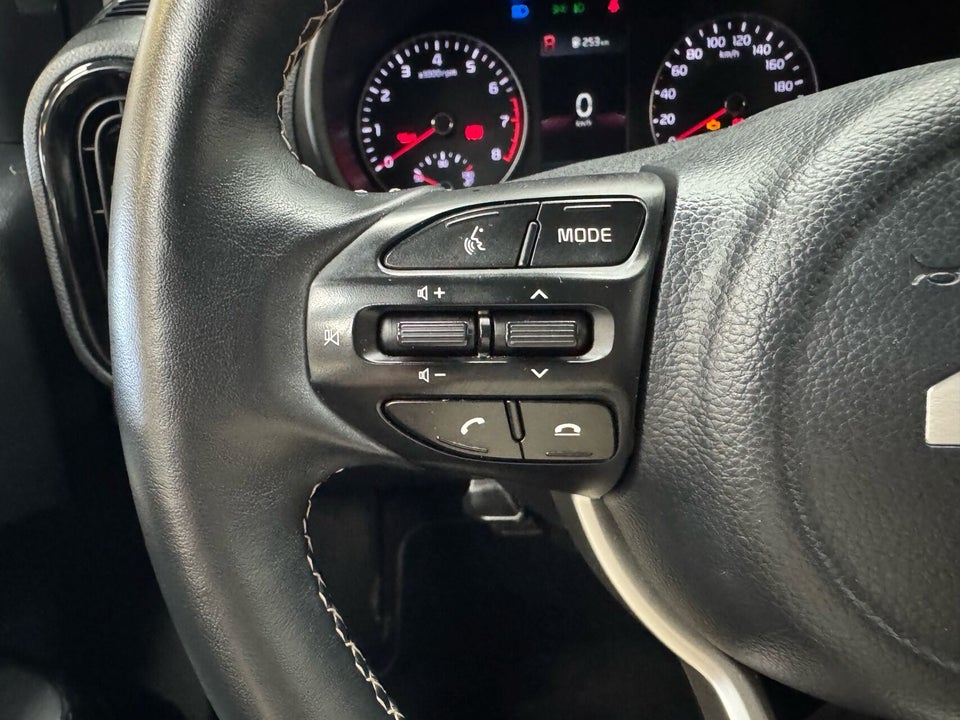 Kia Picanto 1,0 Prestige Upgrade AMT 5d
