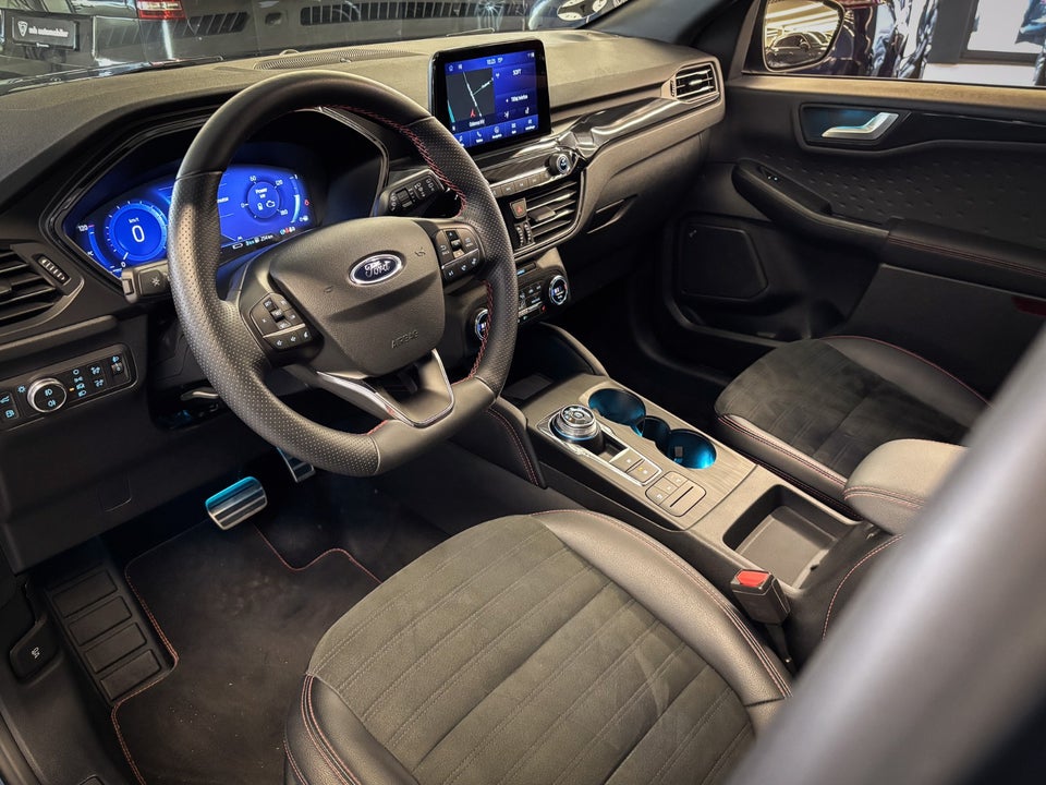 Ford Kuga 2,5 PHEV ST-Line CVT 5d