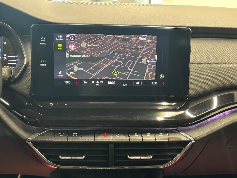 Skoda Octavia 1,4 TSi iV Plus Combi DSG 5d