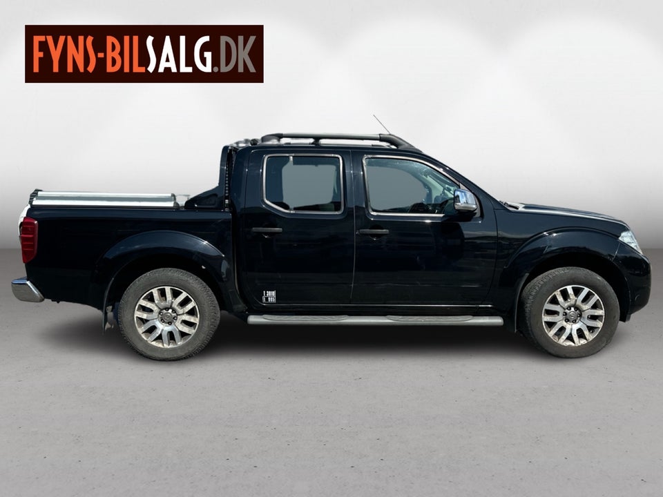 Nissan Navara 3,0 dCi 231 Db.Kab LE aut. 4d