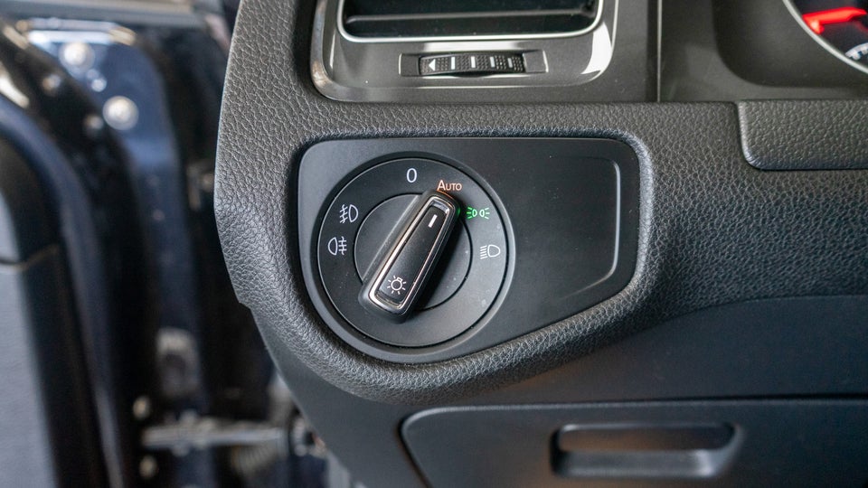 VW Golf VII 1,5 TSi 130 Comfortline DSG 5d