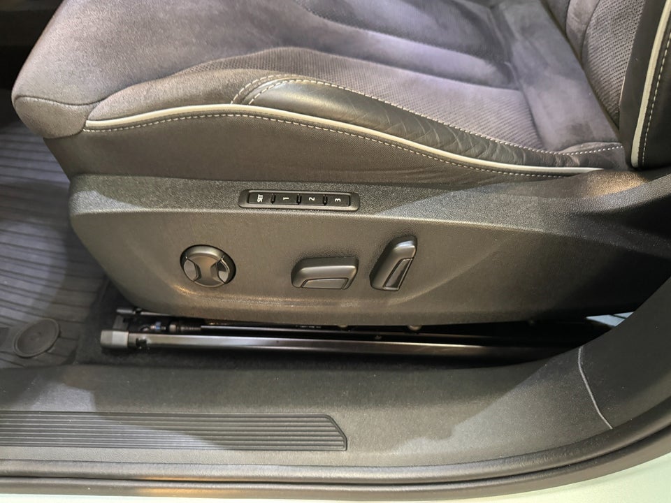 Skoda Enyaq 80 iV Sportline 5d