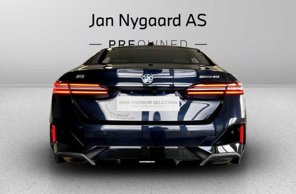 BMW i5 eDrive40 M-Sport 4d