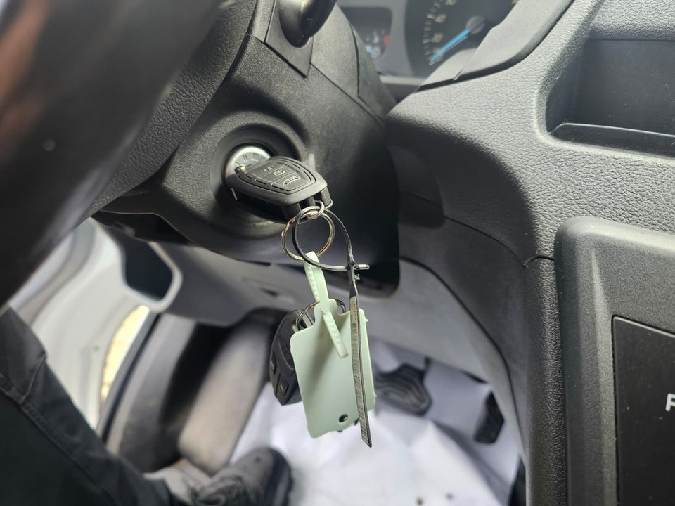 Ford Transit 350 L2 Van 2,0 TDCi 170 Trend aut. H2 FWD