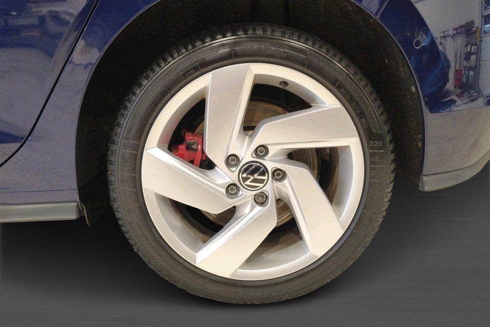 VW Golf VIII 1,4 GTE DSG 5d