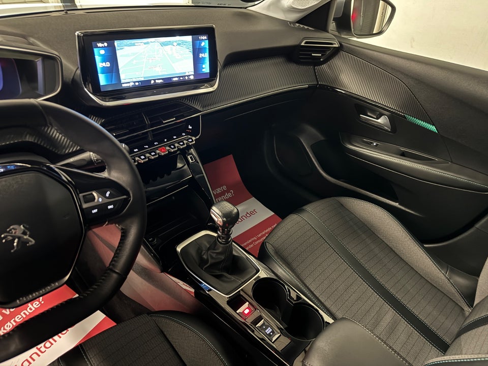 Peugeot 208 1,2 PureTech 100 Platin Sport 5d