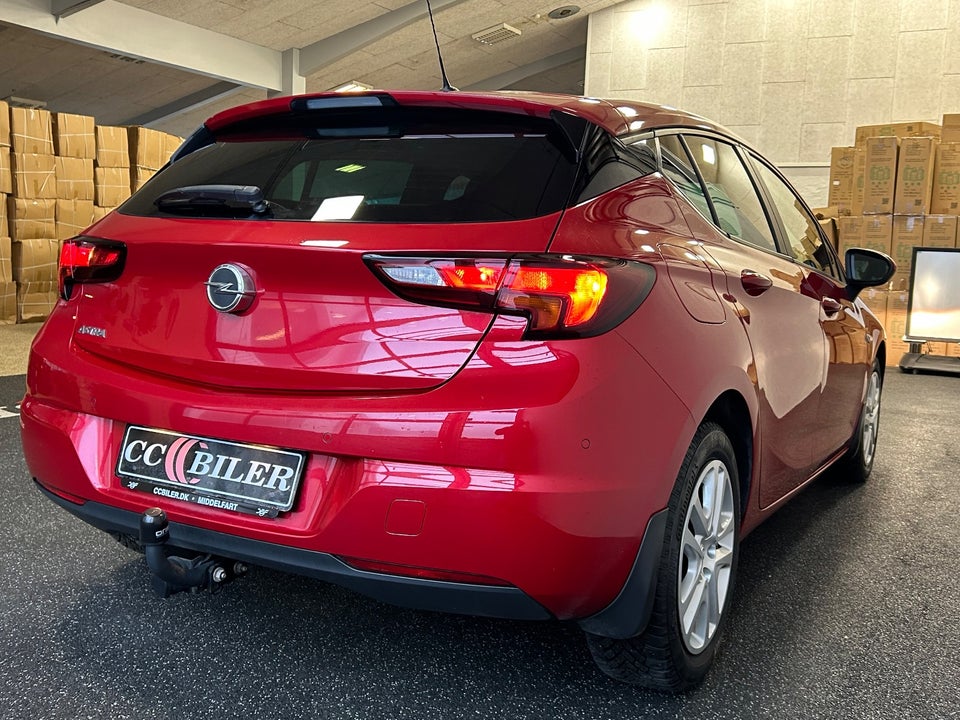 Opel Astra 1,5 D 105 Elegance 5d