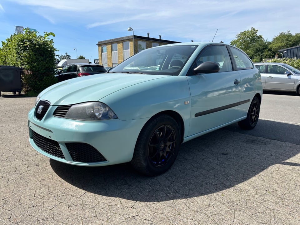 Seat Ibiza 1,4 16V 85 Reference 5d