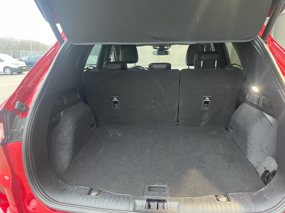 Ford Kuga 2,5 PHEV ST-Line X CVT 5d