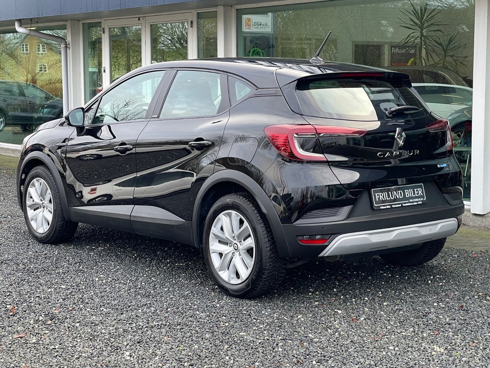 Renault Captur 1,6 E-Tech Zen 5d