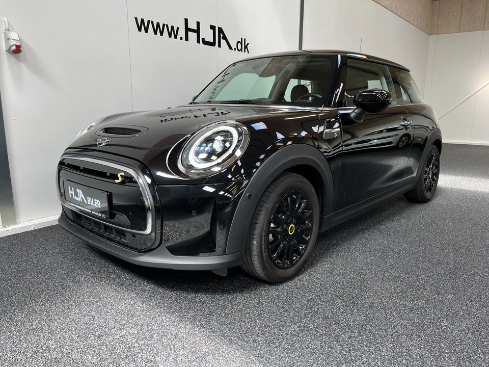 MINI Cooper SE Classic Trim 3d