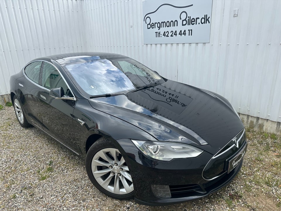 Tesla Model S 90D 5d