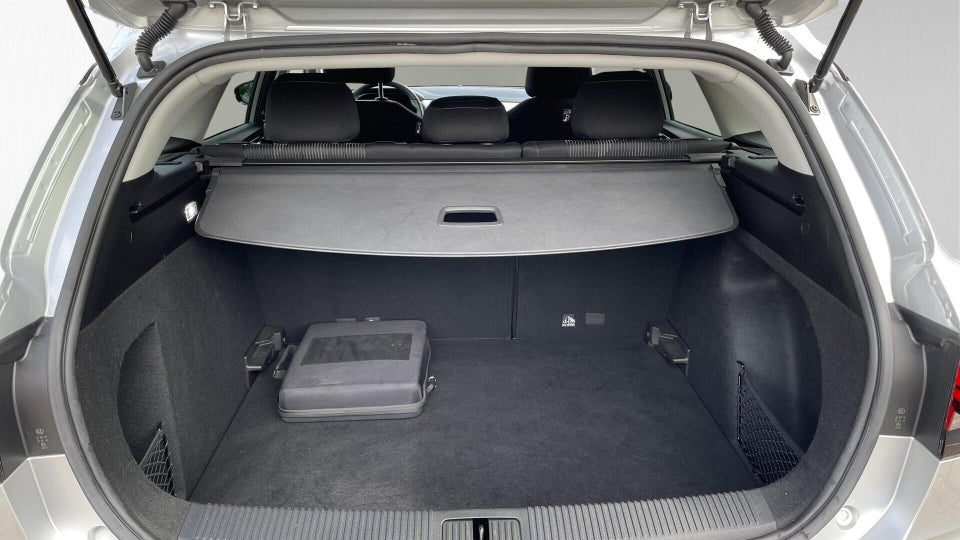 MG MG5 61 Comfort 5d