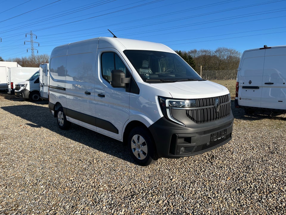 Renault Master V T35 2,0 dCi 150 L2H2 Kassevogn Tekno