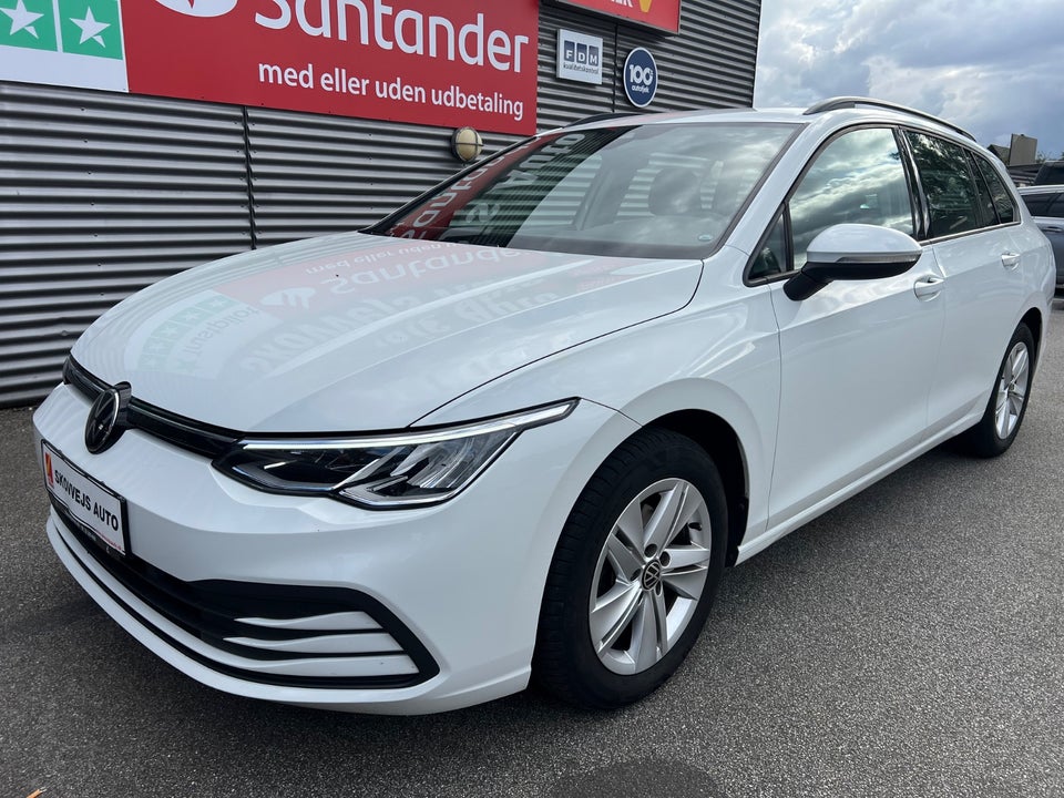 VW Golf VIII 1,5 TSi 130 Life Variant 5d