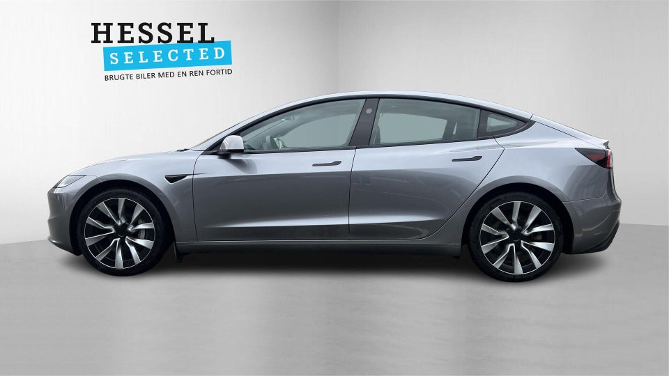 Tesla Model 3 Long Range AWD 4d