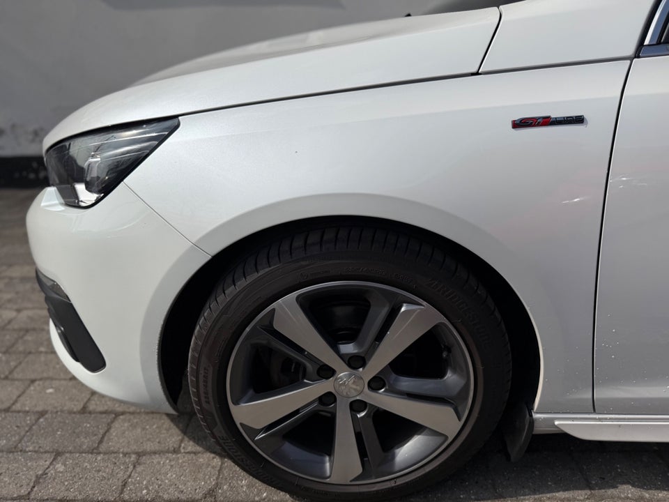 Peugeot 308 1,5 BlueHDi 130 GT Line SW 5d