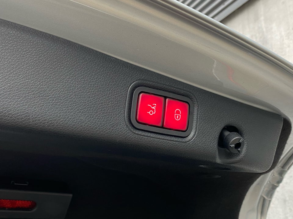 Mercedes E400 d 2,9 AMG Line aut. 4Matic 4d