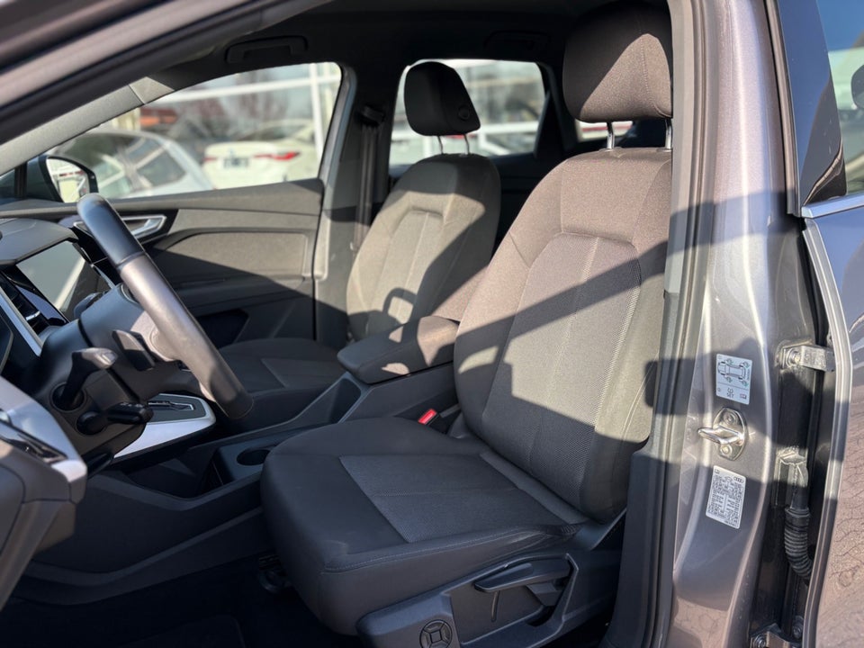 Audi Q4 e-tron 40 Advanced 5d