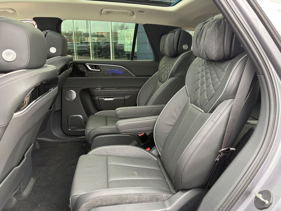 Hongqi E-HS9 120 Exclusive+ 5d