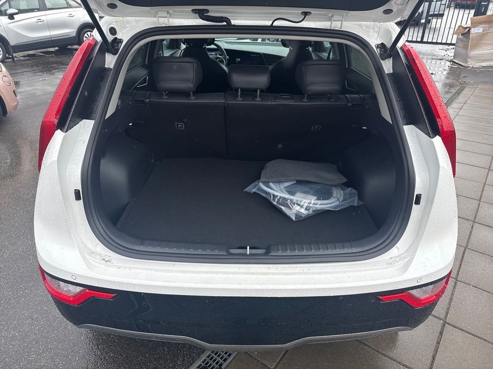 Kia Niro 64 EV Prestige 5d