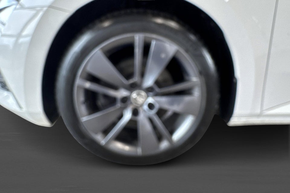 Skoda Superb 1,4 TSi iV Plus DSG 5d