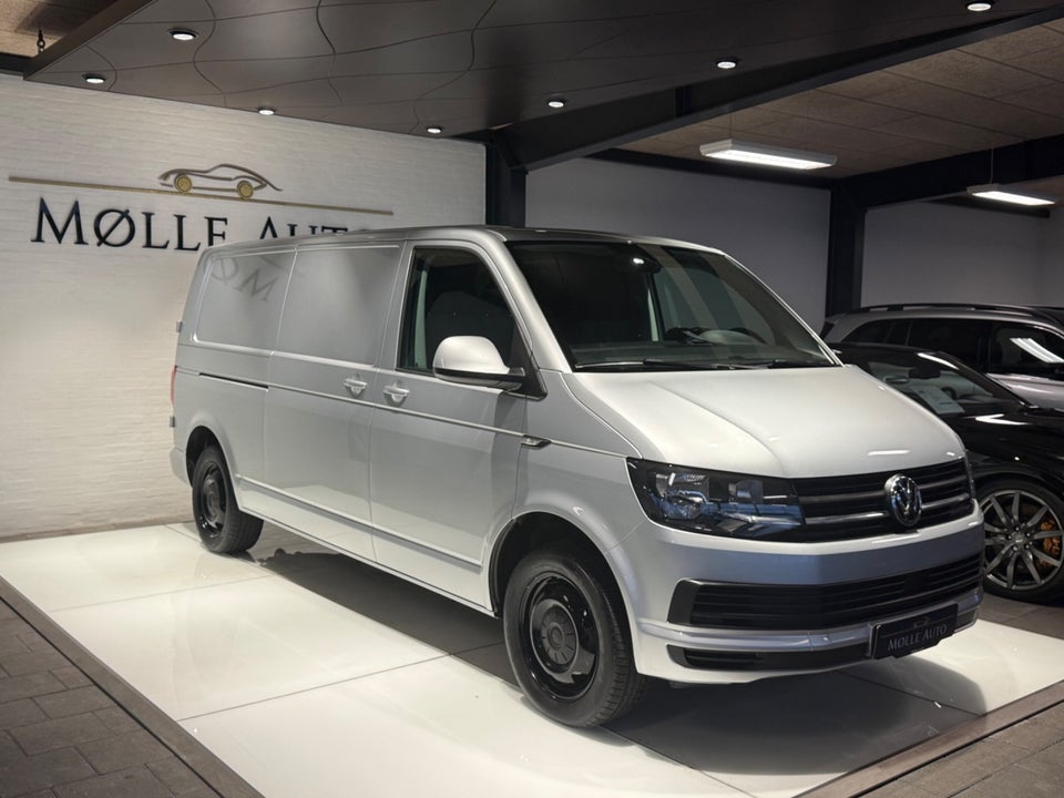 VW Transporter 2,0 TDi 150 Kassevogn DSG lang
