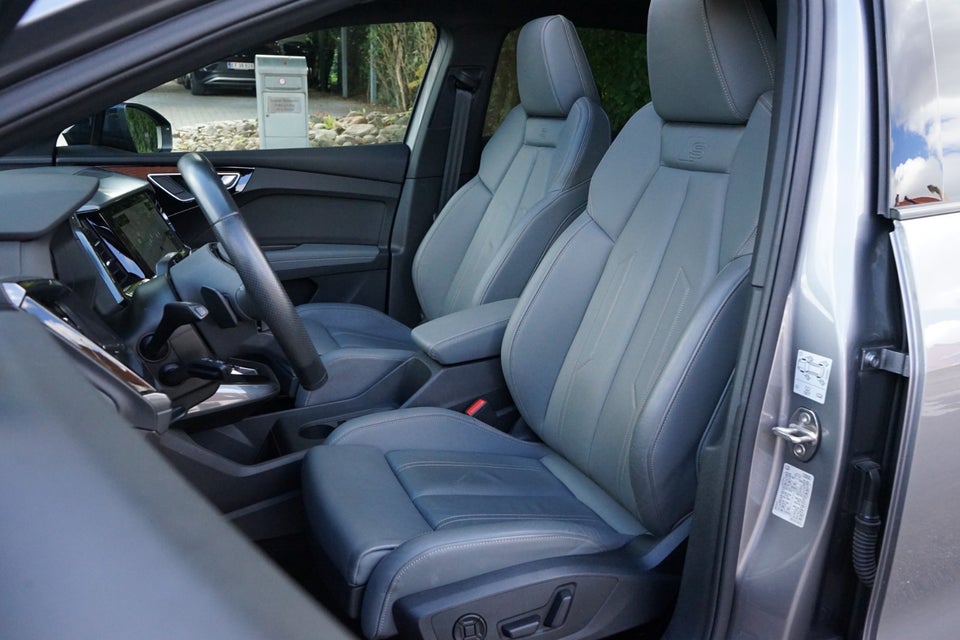 Audi Q4 e-tron 50 edition one S-line quattro 5d