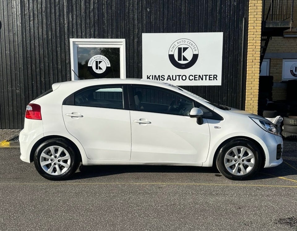 Kia Rio 1,2 CVVT Style+ 5d