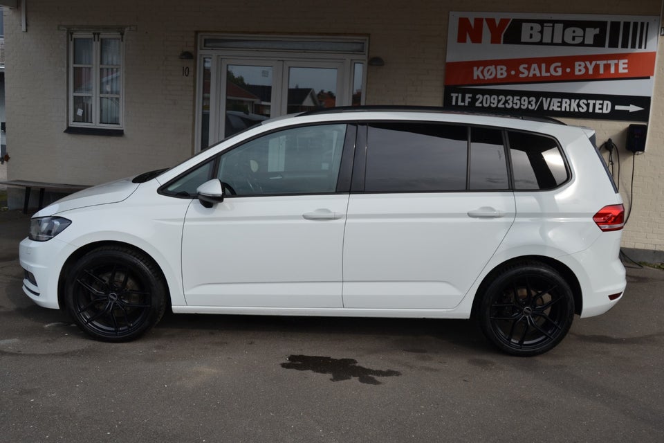 VW Touran 1,6 TDi 115 Highline DSG Van 5d