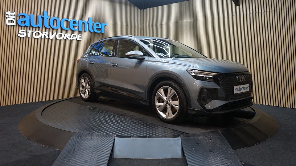 Audi Q4 e-tron 45 S-line quattro 5d