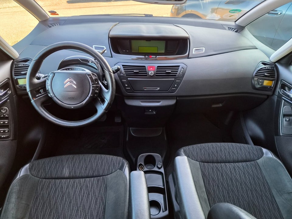 Citroën Grand C4 Picasso 1,6 e-HDi 112 Exclusive E6G 7prs 5d