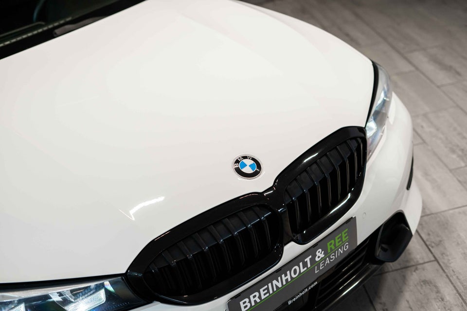 BMW 330e 2,0 Touring Sport Line aut. 5d