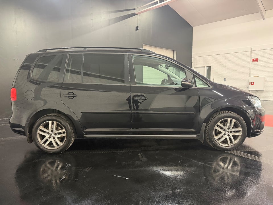 VW Touran 1,6 TDi 105 Comfortline DSG BMT 7prs 5d