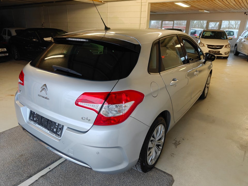 Citroën C4 1,6 e-HDi 115 Seduction 5d