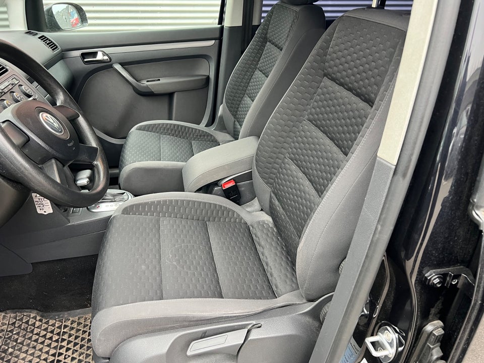 VW Touran 1,9 TDi 105 DSG 5d