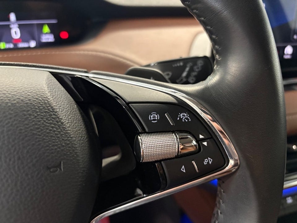 Skoda Enyaq 80 iV ecoSuite 5d