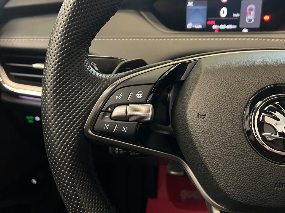 Skoda Enyaq 85x iV Sportline Maxx 5d