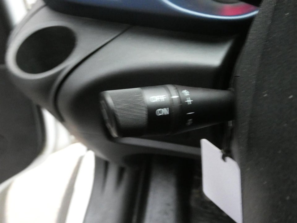 Iveco Daily 2,3 35S14 Mandskabsvogn m/lad 4d