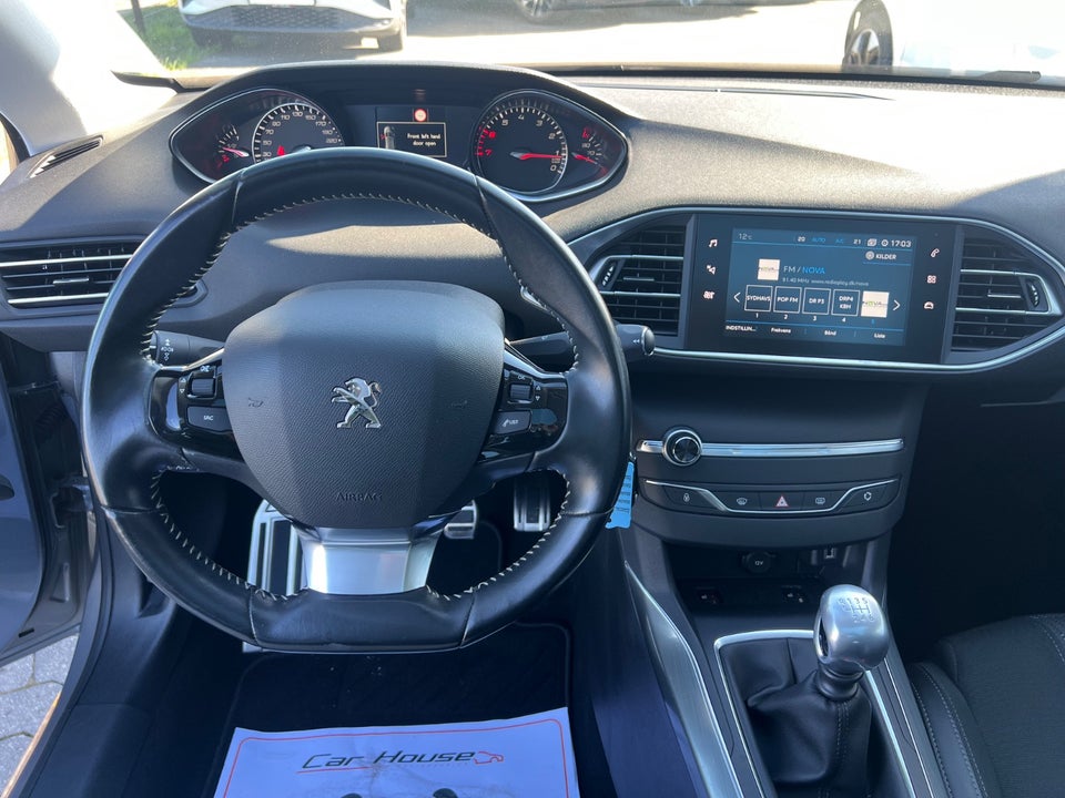 Peugeot 308 1,2 e-THP 130 Active 5d