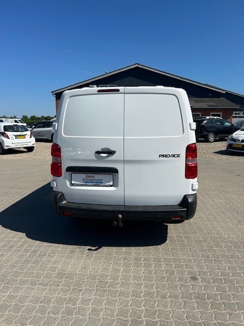 Toyota ProAce 2,0 D 122 Long Comfort Master 5d