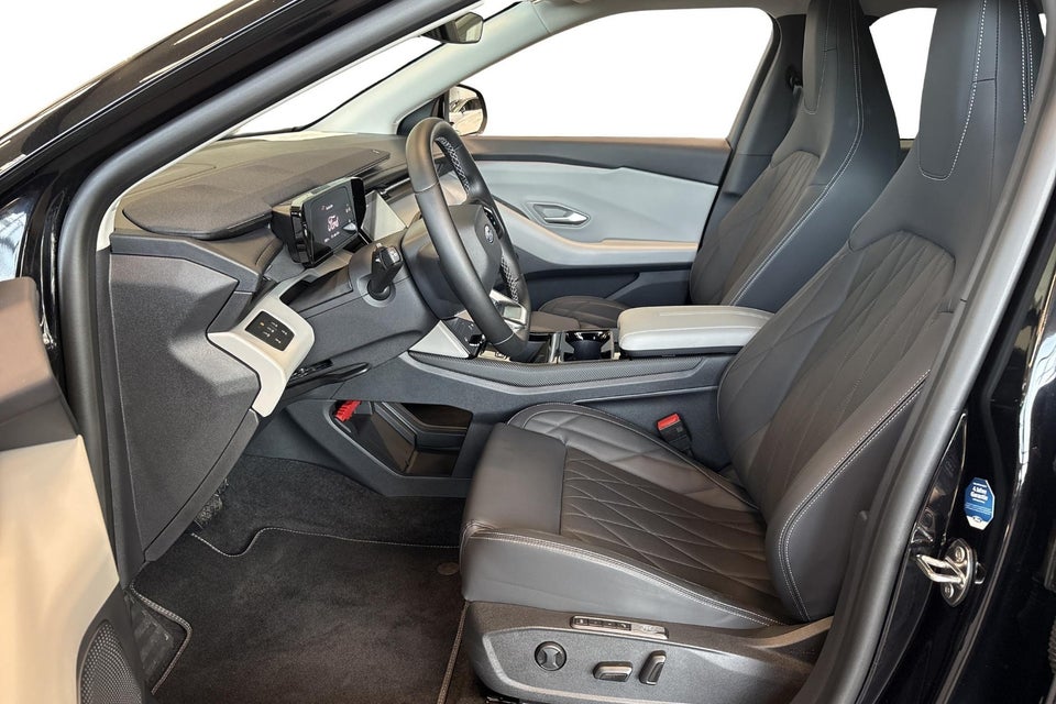 Ford Explorer 77 Premium Extended Range 5d